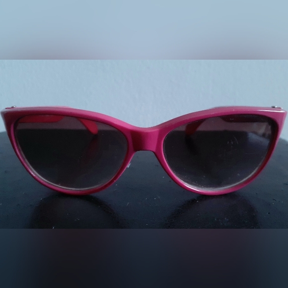 2/$20! Pink Nylon Frame Sunglasses - Picture 5 of 5